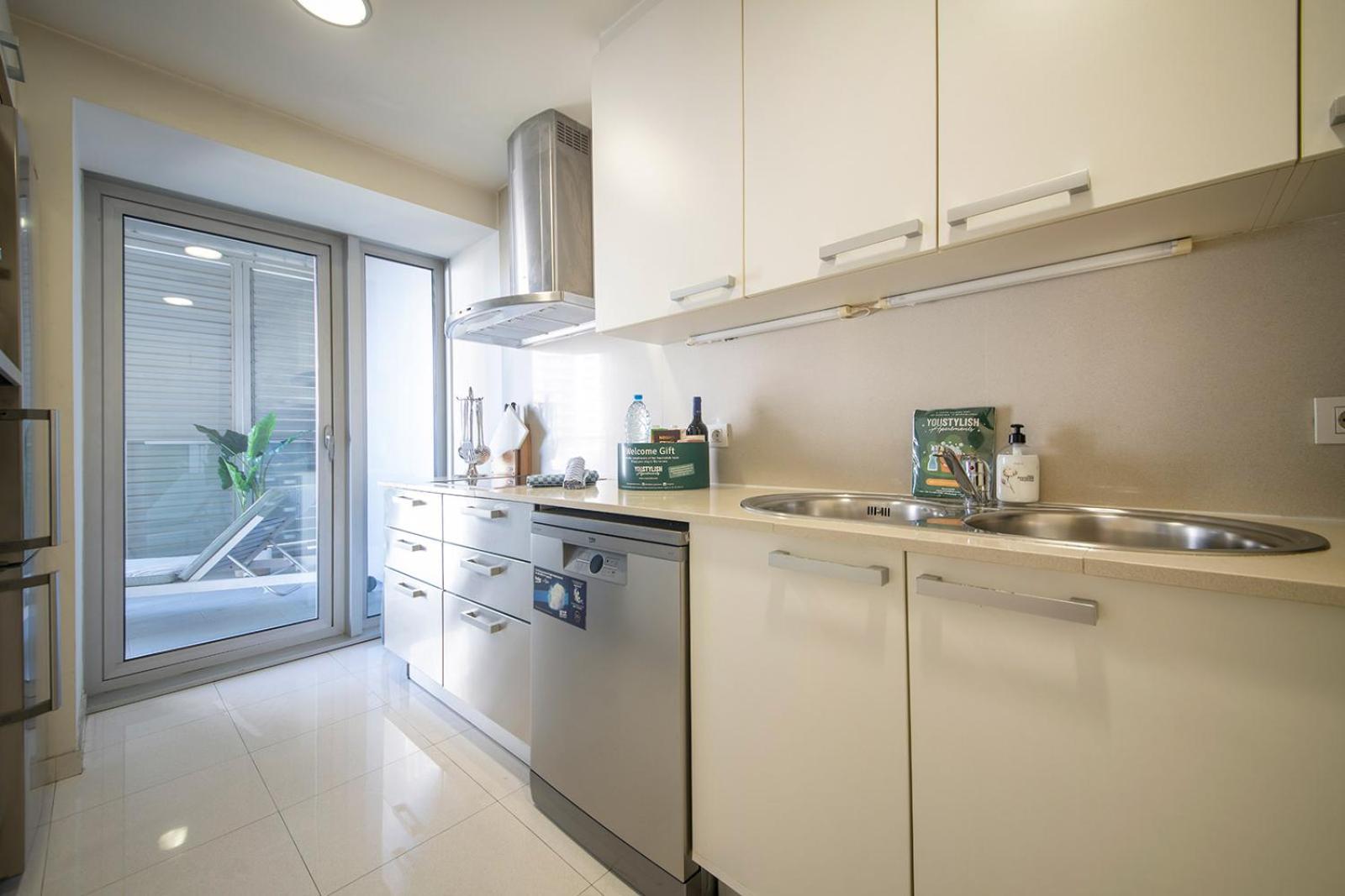 You Stylish Beach Apartments برشلونة المظهر الخارجي الصورة
