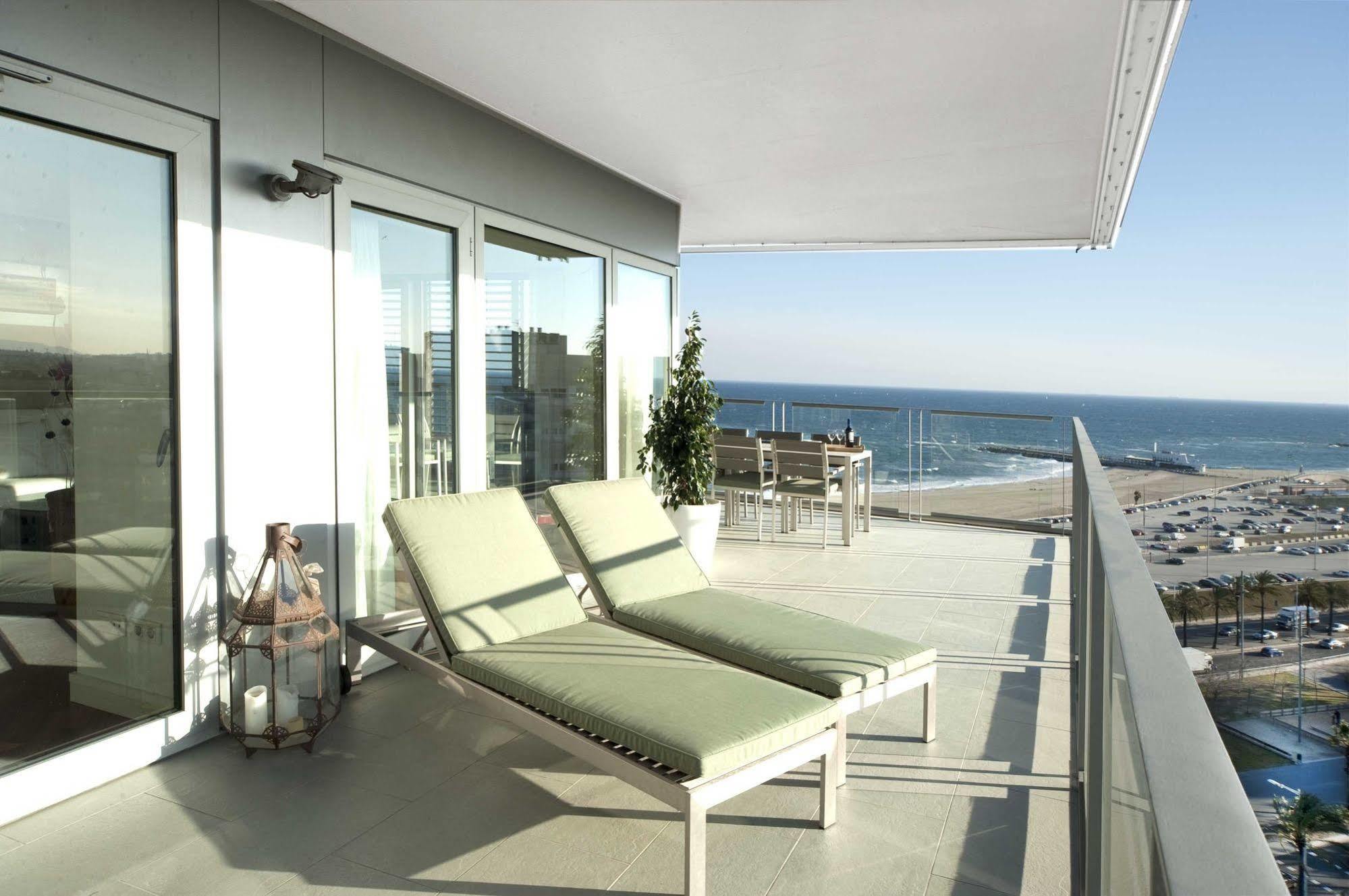You Stylish Beach Apartments برشلونة المظهر الخارجي الصورة